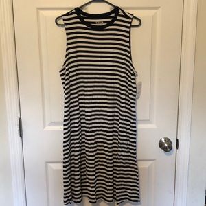 Fun dress could be for summer spring and fall